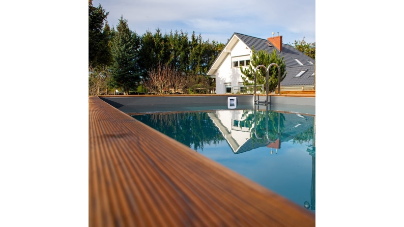 Piscina in legno Aqua 7x3.75 - H.1.45 m con profilo da cementare