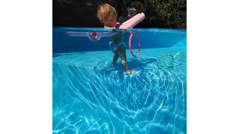 Piscina NEMO 4.3 x 3 – H.1.18 m con spiaggia, sabbia, con supporti fissati al calcestruzzo