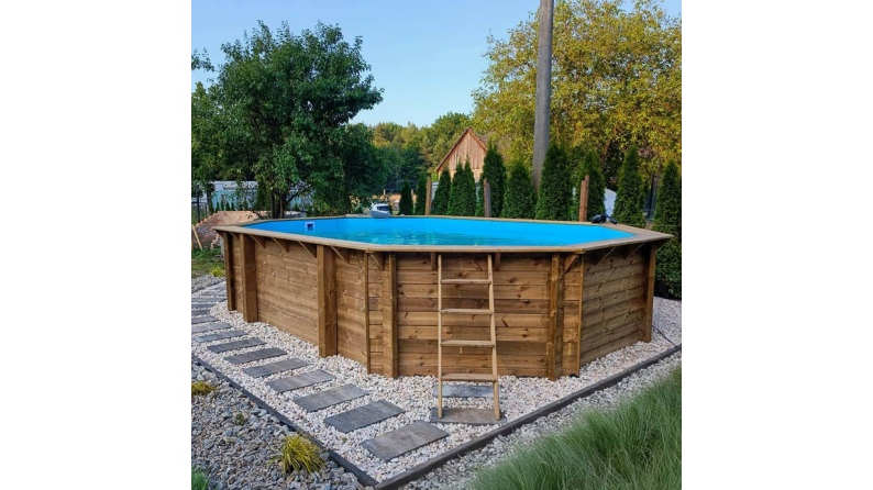Piscina in legno NEMO 7.3 x 3.97 - H.1.45 m, azzurro chiaro, con supporti fissati al calcestruzzo