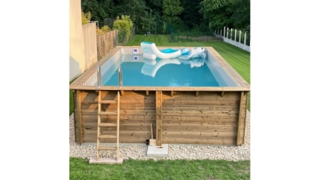 Piscina in legno AQUA 8.5 x 4.35 - H.1.45 m, grigio, con supporti fissati al calcestruzzo