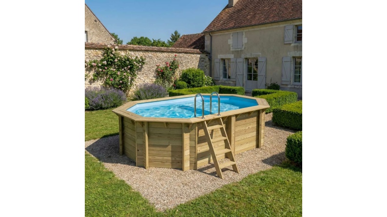Piscina in legno NEMO 4.3 x 3 – H.1.18 m con spiaggia, azzurro chiaro, con supporti fissati al calcestruzzo