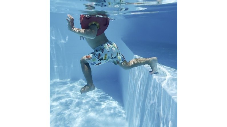 Piscina in legno NEMO 7.3 x 3.97 – H.1.45 m con spiaggia, azzurro chiaro, Su telaio - senza cementazione