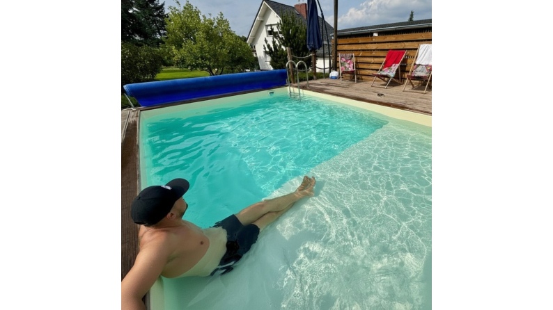 Piscina in legno AQUA 4.65 x 2.85 – H.1.24 m con spiaggia, grigio, con supporti da cementare