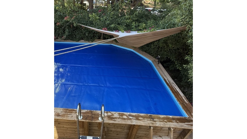 Copertura isotermica a bolle 6.47 x 3.22 m per piscina  BAS7308