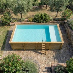 Piscina in legno AQUA 8.5 x 4.35 – H.1.45 m con spiaggia, sabbia, con supporti da cementare