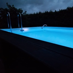 Piscina in legno AQUA 7 x 3.75 - H.1.45 m, sabbia, con supporti da cementare