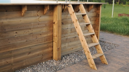 Piscina in legno  6.57x4.07 - H.1.2 m fissate su calcestruzzo esistente